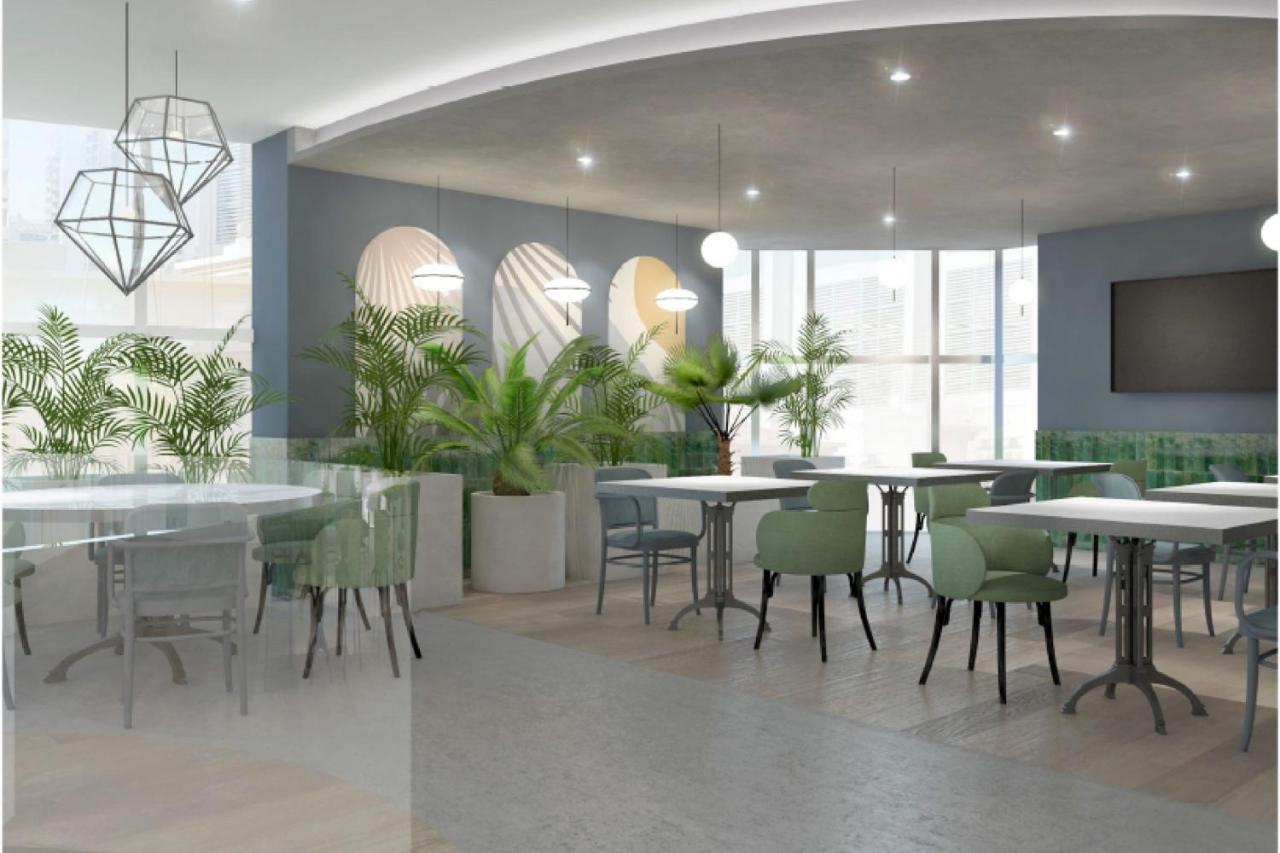 Element By Westin West Bay Doha Ξενοδοχείο Εξωτερικό φωτογραφία The interior of the new station